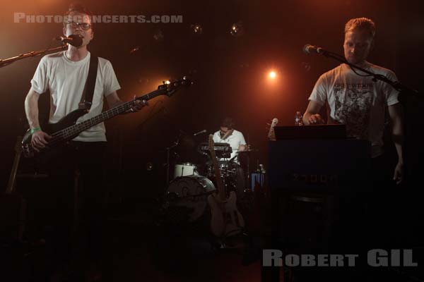 TOM VEK - 2014-06-12 - PARIS - La Fleche d'Or - 